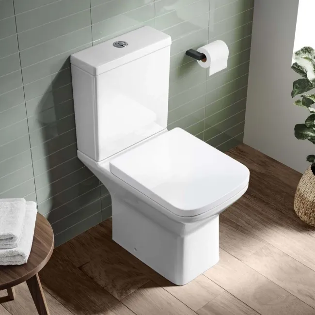 Dallas Rimless Close Coupled Toilet With Soft Close Seat