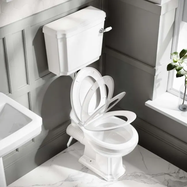 Hudson Traditional Close Coupled Toilet With Low-Level Cistern & Pedestal Basin Set Double Tap Hole