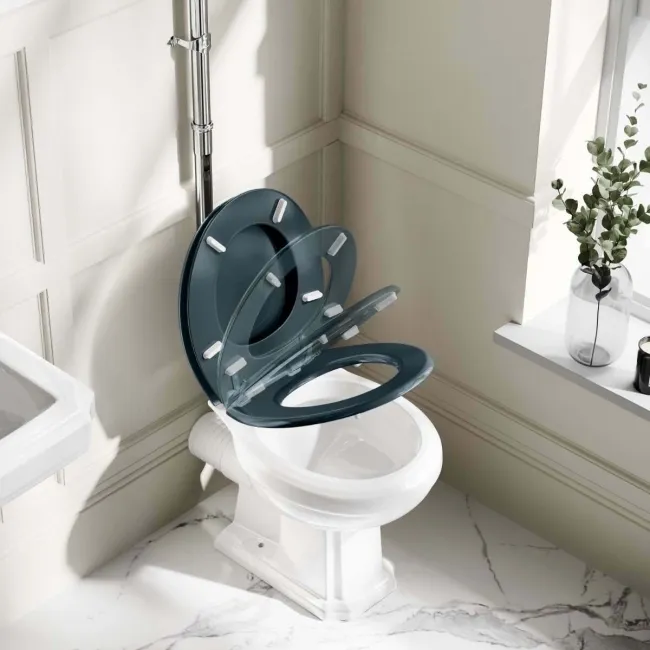 Hudson Traditional High-Level Toilet With Inky Blue Seat & Pedestal Basin - Double Tap Hole