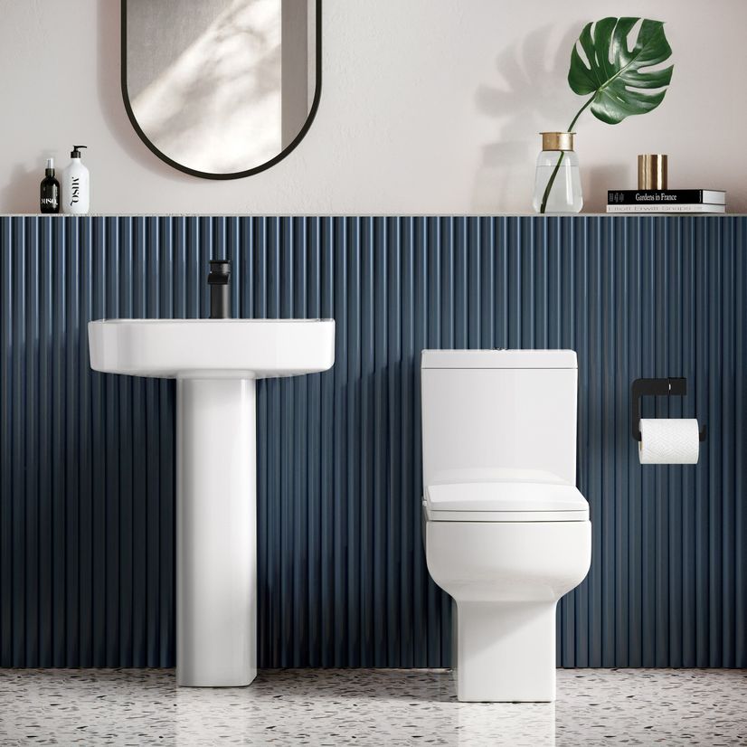 Portland Fully Back to Wall Close Coupled Toilet With Soft Close Slim Seat