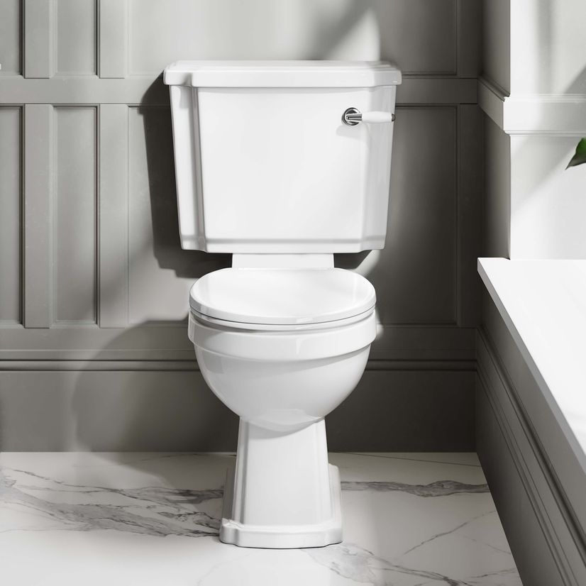 Hudson Traditional Close Coupled Toilet With Soft Close Seat
