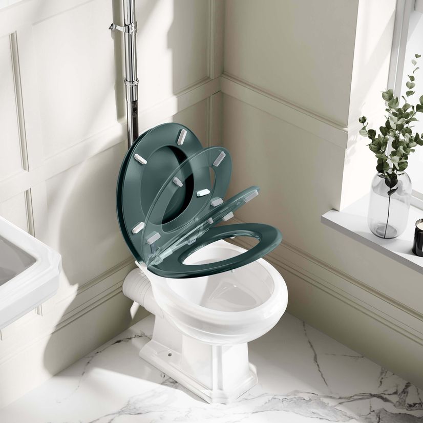 Hudson Traditional High-Level Toilet With Midnight Green Seat & Pedestal Basin - Double Tap Hole
