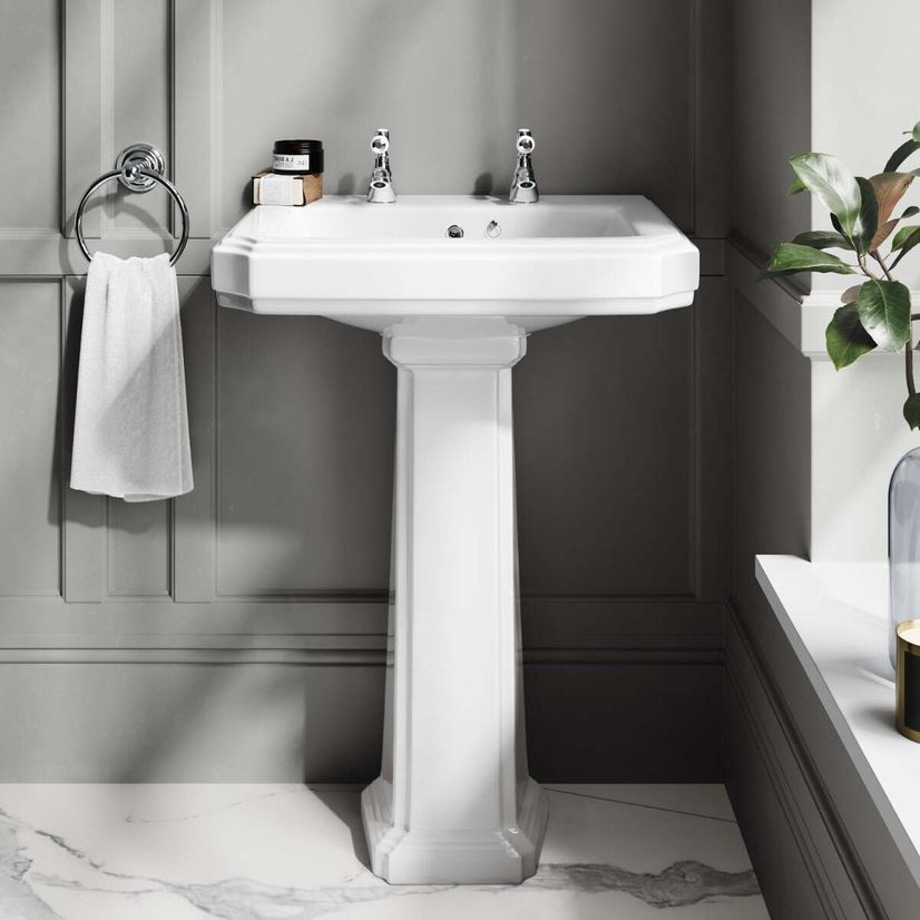 Hudson Traditional Close Coupled Toilet With Low-level Cistern & Pedestal Basin Set - Double Tap Hole