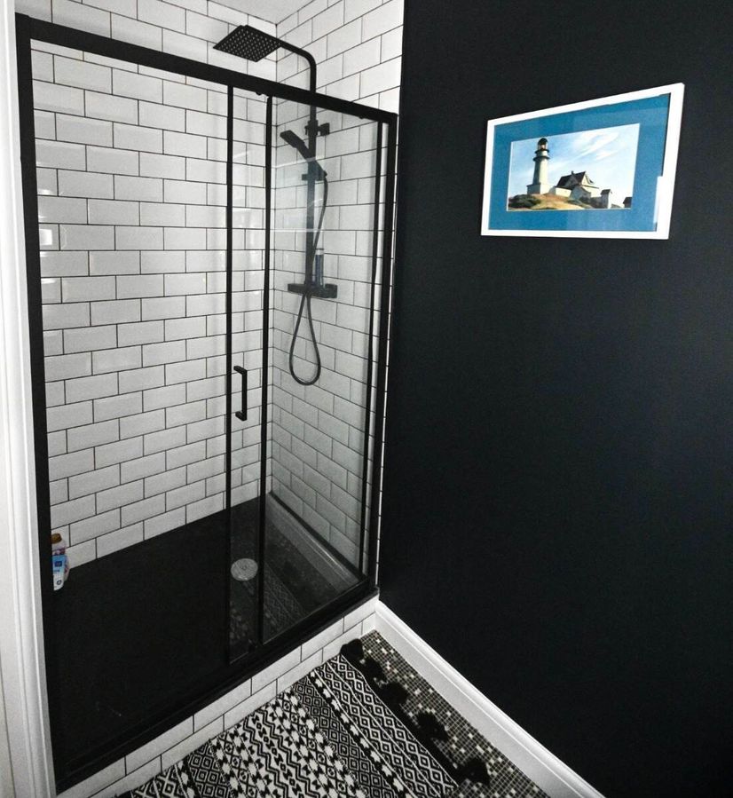 London Matt Black 6mm Sliding Shower Door 1200mm